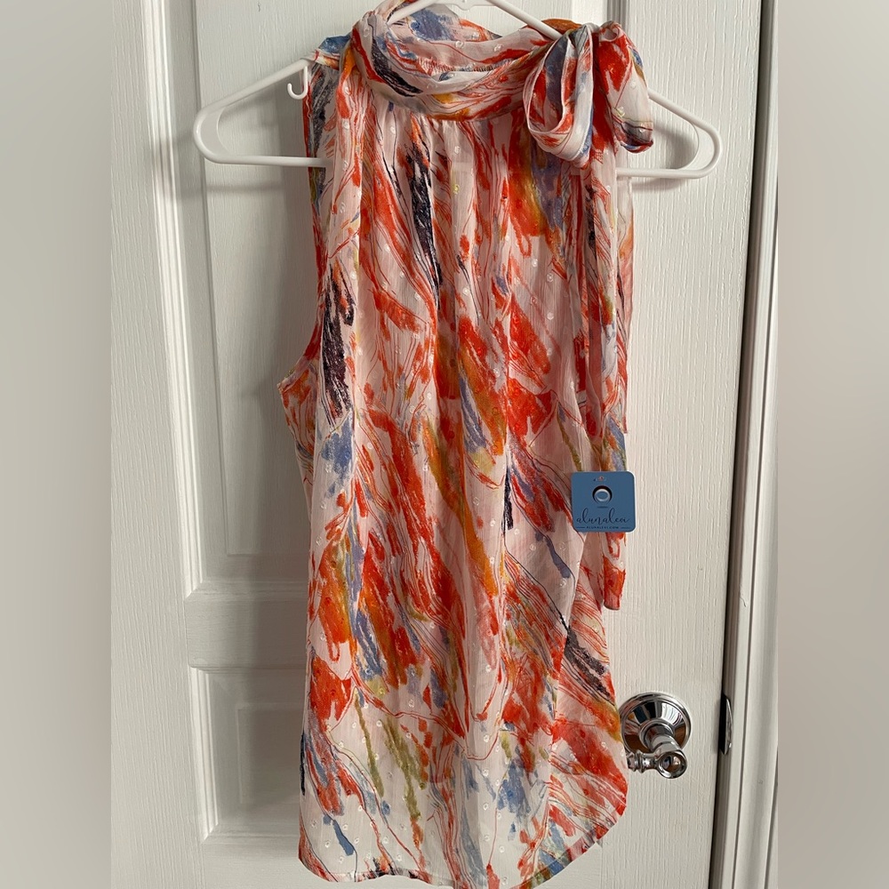 Aluna Levi Women’s Sleeveless Top with Tie on Side at Neckline. New. Size XL.